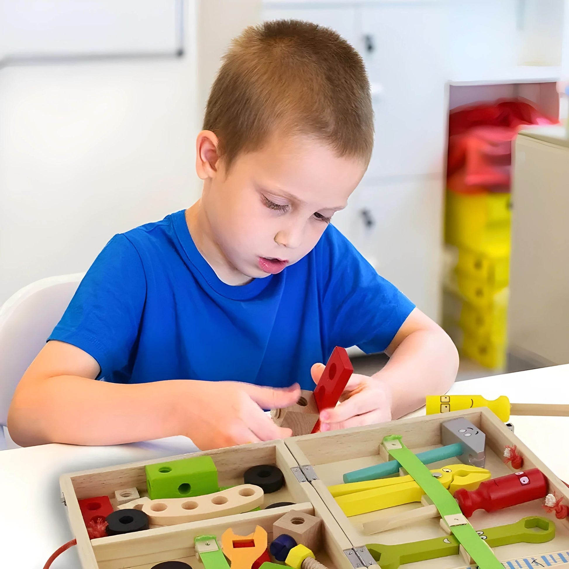 Maleta de ferramentas de madeira Montessori